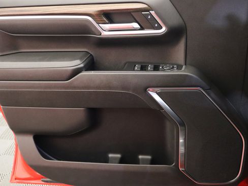 Used 2023 Chevrolet Silverado 1500 LT Trail Boss w/ Protection Package image 34