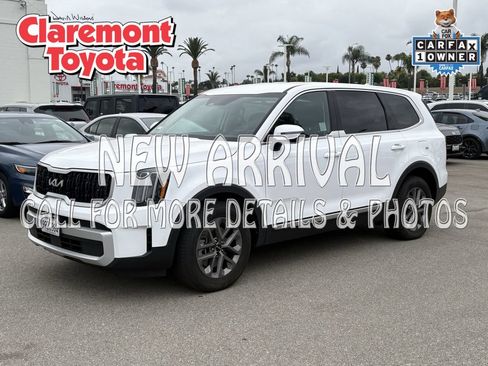 Used 2025 Kia Telluride LX FWD image 1