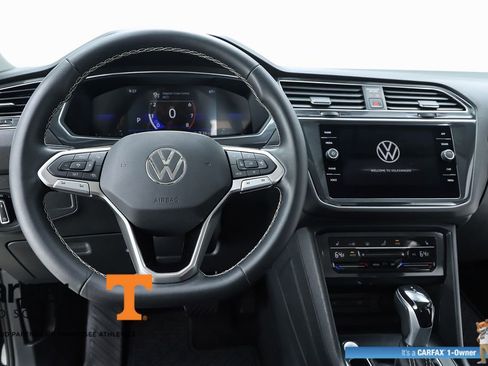 Used 2023 Volkswagen Tiguan SE image 59