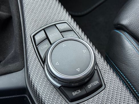 Used 2017 BMW M2 RWD image 36