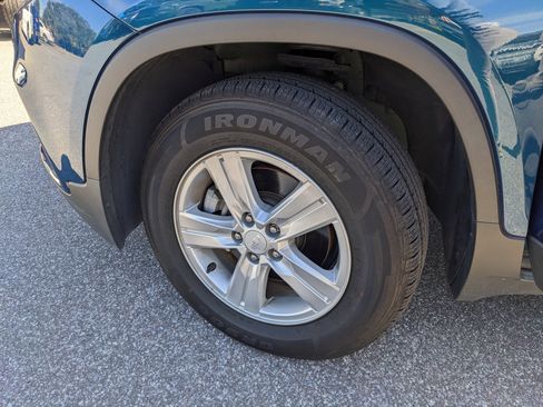 Used 2020 Chevrolet Trax LT w/ Driver Confidence Package image 36