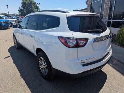 Used 2017 Chevrolet Traverse LT AWD/4WD image 3