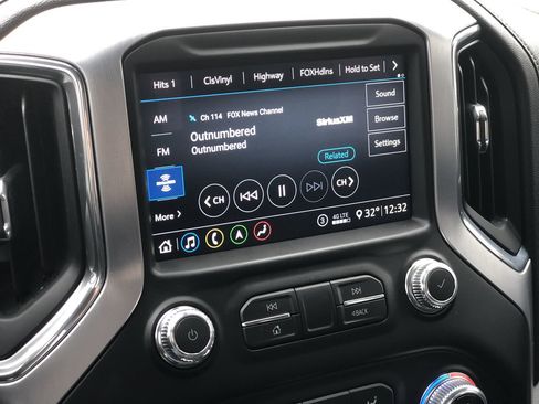 Used 2020 GMC Sierra 1500 SLT w/ SLT Premium Plus Package image 19