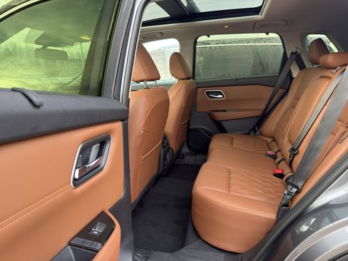 New 2026 Nissan Rogue Platinum image 26