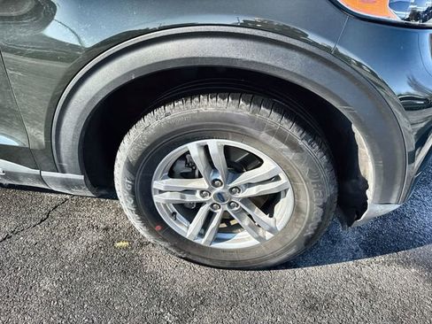 Used 2021 Ford Explorer XLT w/ Equipment Group 202A image 10