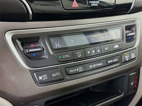 Certified 2022 Honda Pilot Special Edition image 25