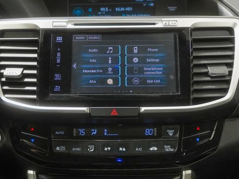 Used 2016 Honda Accord EX-L image 32