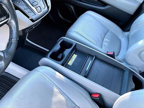 Used 2018 Honda Odyssey Elite image 18