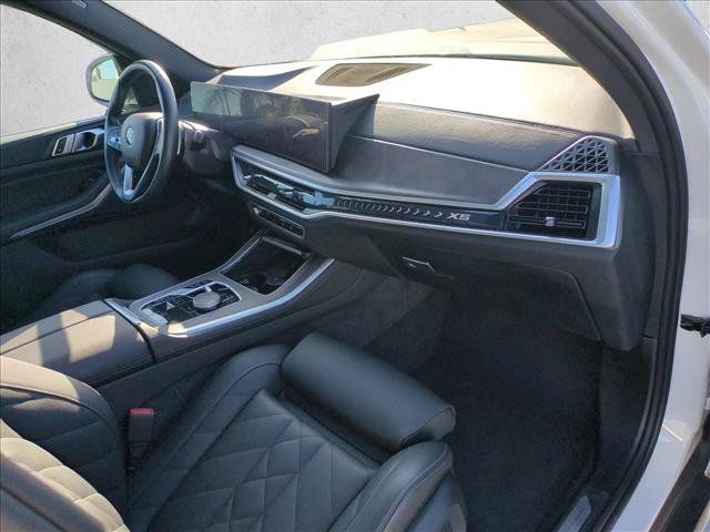 Certified 2025 BMW X5 sDrive40i RWD image 24