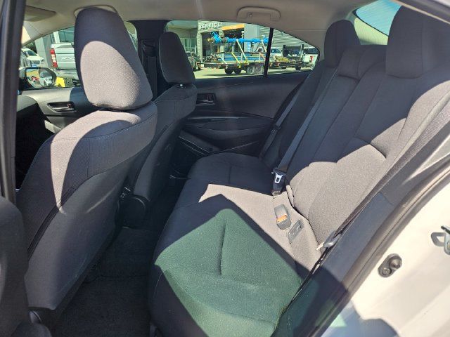 Used 2024 Toyota Corolla LE FWD image 4