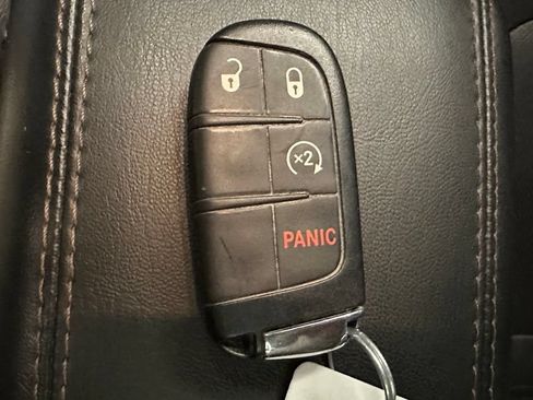 Used 2022 Jeep Compass Limited w/ Sun and Sound Group AWD/4WD image 17