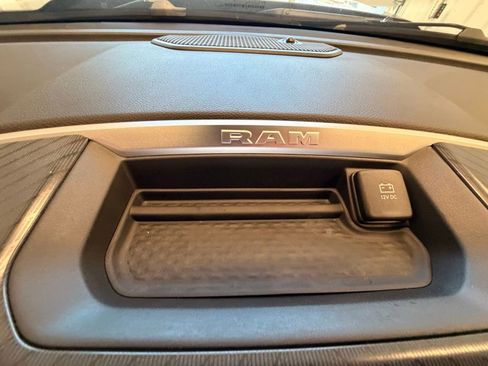 New 2026 RAM 2500 Big Horn AWD/4WD image 32