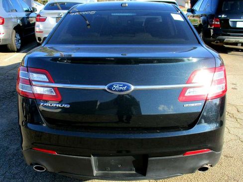 Used 2014 Ford Taurus SE FWD image 7