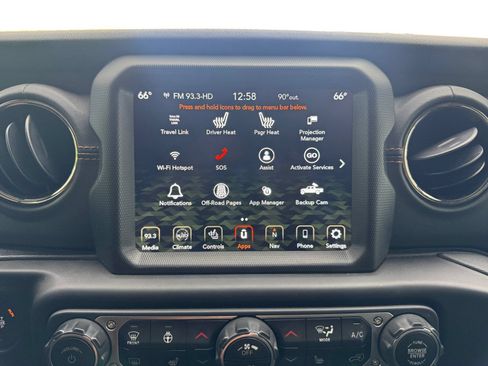 Used 2023 Jeep Gladiator Overland AWD/4WD image 25