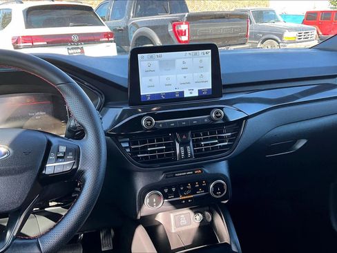Used 2025 Ford Escape ST-Line image 7