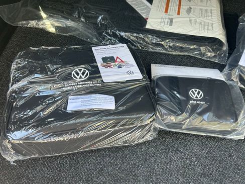 New 2026 Volkswagen Atlas Cross Sport SEL R-Line image 43