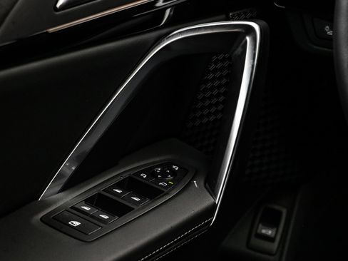 Used 2025 BMW X2 xDrive28i w/ Premium Package image 18