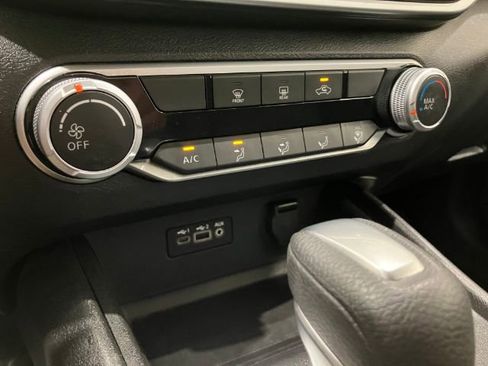 Used 2025 Nissan Altima 2.5 SV FWD image 26