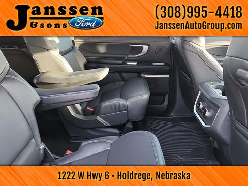 New 2025 Ford Expedition Max Platinum w/ Stealth Performance Package image 9