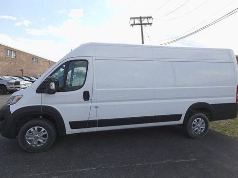 New 2024 RAM ProMaster 3500 w/ Quick Order Package 22H SLT+ FWD image 2