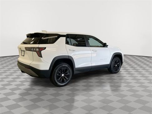 New 2026 Chevrolet Equinox LT w/ Convenience Package II image 12