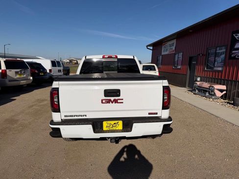 Used 2017 GMC Sierra 1500 SLT AWD/4WD image 7