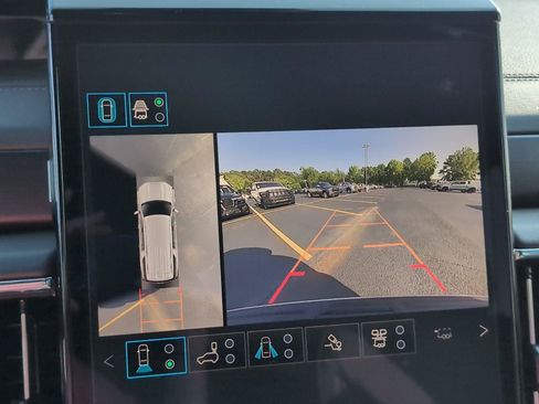 New 2026 GMC Yukon XL Denali w/ Denali Reserve Package AWD/4WD image 24