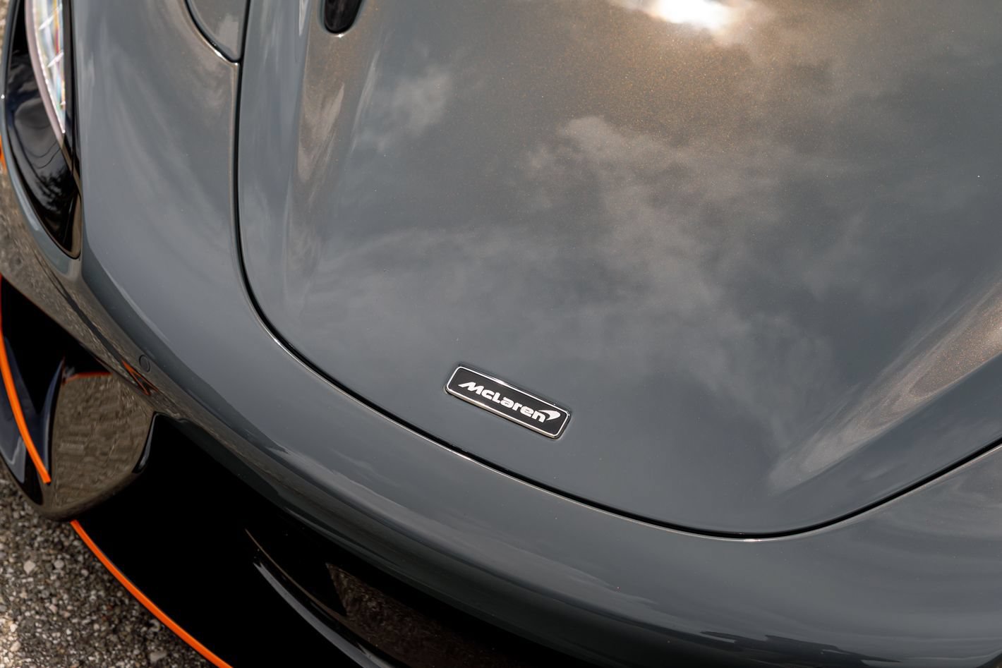 Used 2022 McLaren 765LT RWD image 2