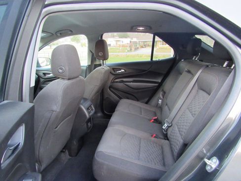 Used 2019 Chevrolet Equinox LT image 5