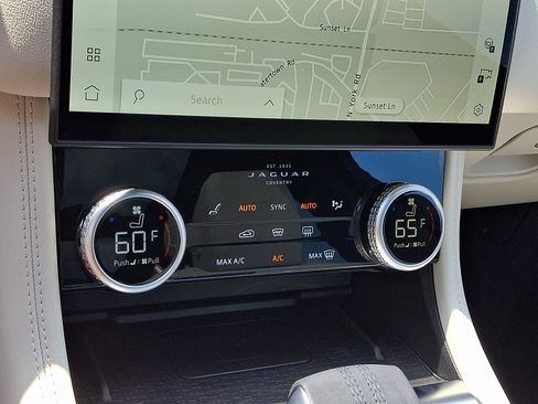 Used 2026 Jaguar F-PACE R-Dynamic S AWD/4WD image 30