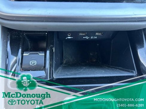 Used 2020 Subaru Outback Premium AWD/4WD image 13