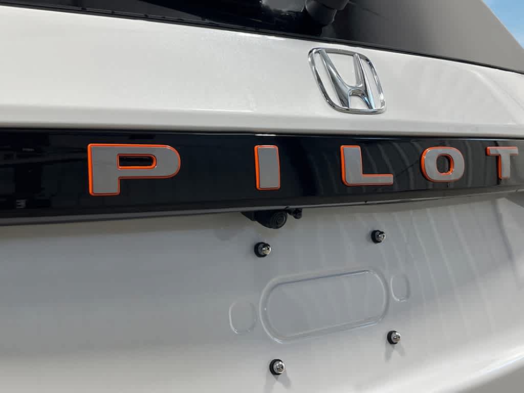 New 2026 Honda Pilot TrailSport image 7