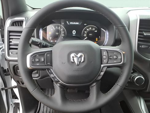 New 2026 RAM 1500 Big Horn AWD/4WD image 20