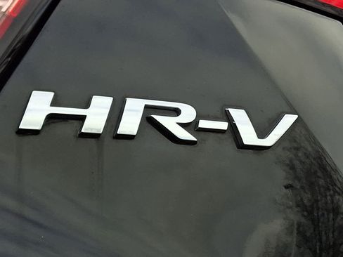 Certified 2018 Honda HR-V EX image 32