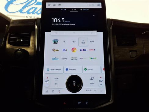 Used 2023 Ford Expedition Limited image 24