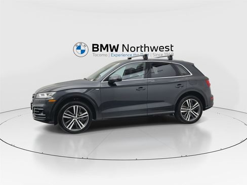 Used 2020 Audi Q5 e Premium Plus image 10