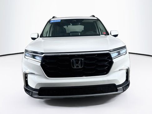 Certified 2023 Honda Pilot Elite image 3