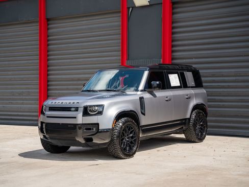 Used 2023 Land Rover Defender 110 X-Dynamic SE image 1