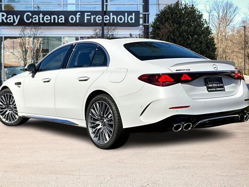 New 2026 Mercedes-Benz E 53 AMG e 4MATIC Sedan image 3