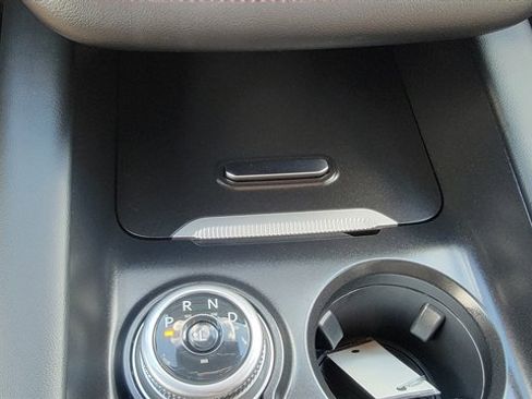 Used 2025 Ford Explorer ST-Line image 35