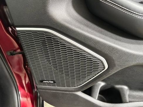 Used 2023 Jeep Grand Cherokee 4WD 4xe w/ Luxury Tech Group II image 29