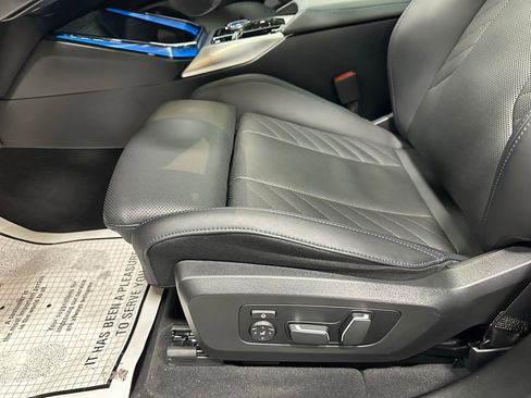 Used 2025 BMW X3 xDrive30i w/ M Sport Package image 13