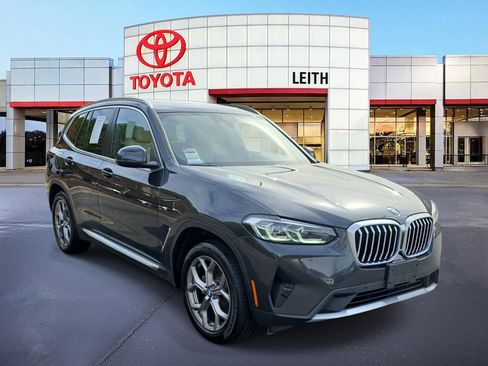 Used 2022 BMW X3 xDrive30i w/ Convenience Package w/ZPA image 3