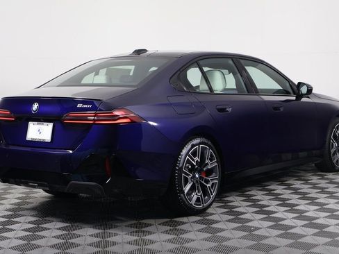 New 2026 BMW 530i w/ M Sport Package RWD image 2