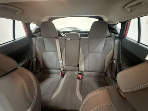 Used 2025 Subaru Crosstrek 2.5i Premium AWD/4WD image 25