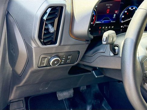 Used 2023 Ford Bronco Sport Badlands image 11