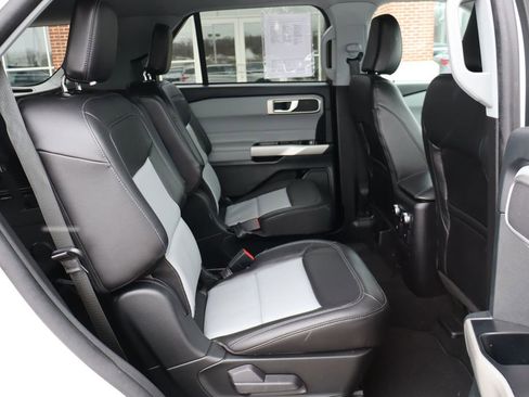 Used 2023 Ford Explorer XLT w/ Equipment Group 202A image 43