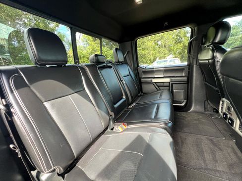 Used 2020 Ford F150 Lariat w/ Equipment Group 502A Luxury image 32