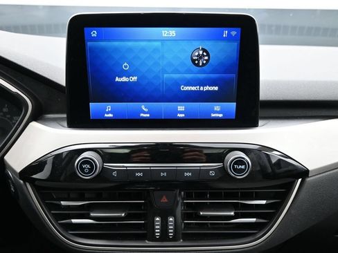 Used 2022 Ford Escape SE w/ SE Sport Appearance Package FWD image 20