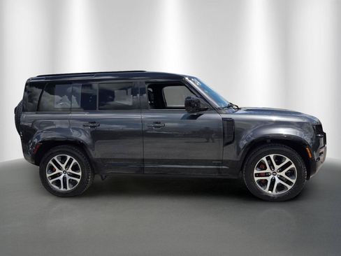 Used 2024 Land Rover Defender 110 X AWD/4WD image 8
